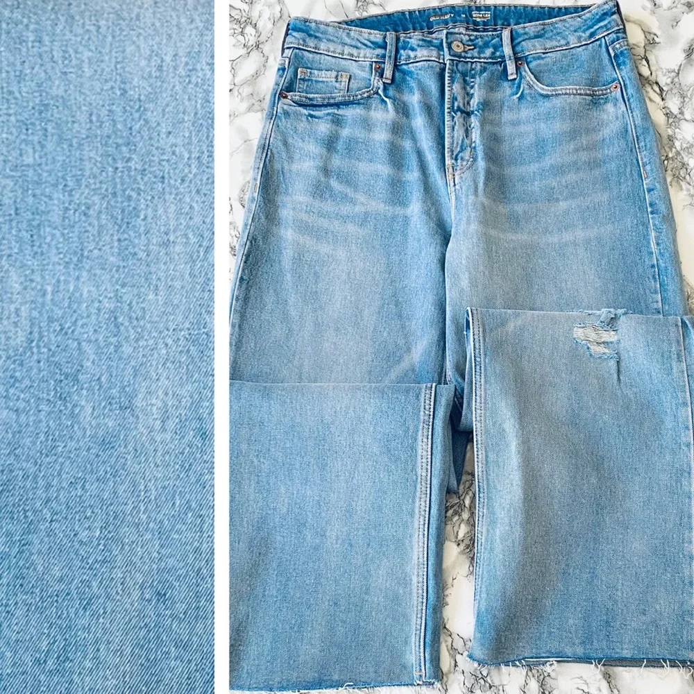 Old Navy Extra High-Rise Wide-Leg Jeans in “Jamar” Wash - Picture 3 of 7